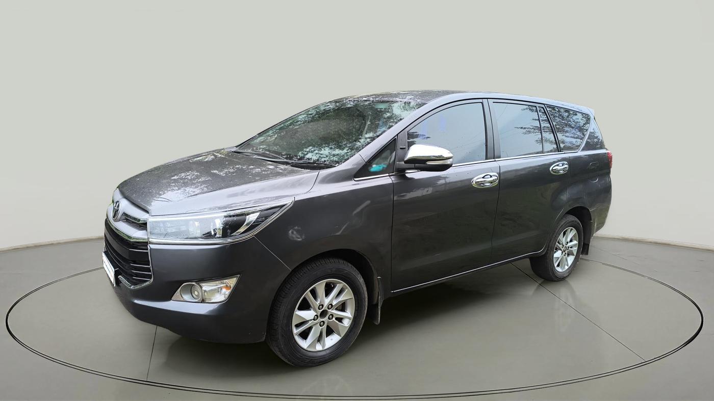 2017 Toyota Innova Crysta 2.4 ZX 7 STR, Diesel, Manual, 2,07,639 km, exterior