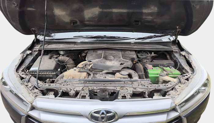 2017 Toyota Innova Crysta 2.4 ZX 7 STR, Diesel, Manual, 2,07,639 km, exterior