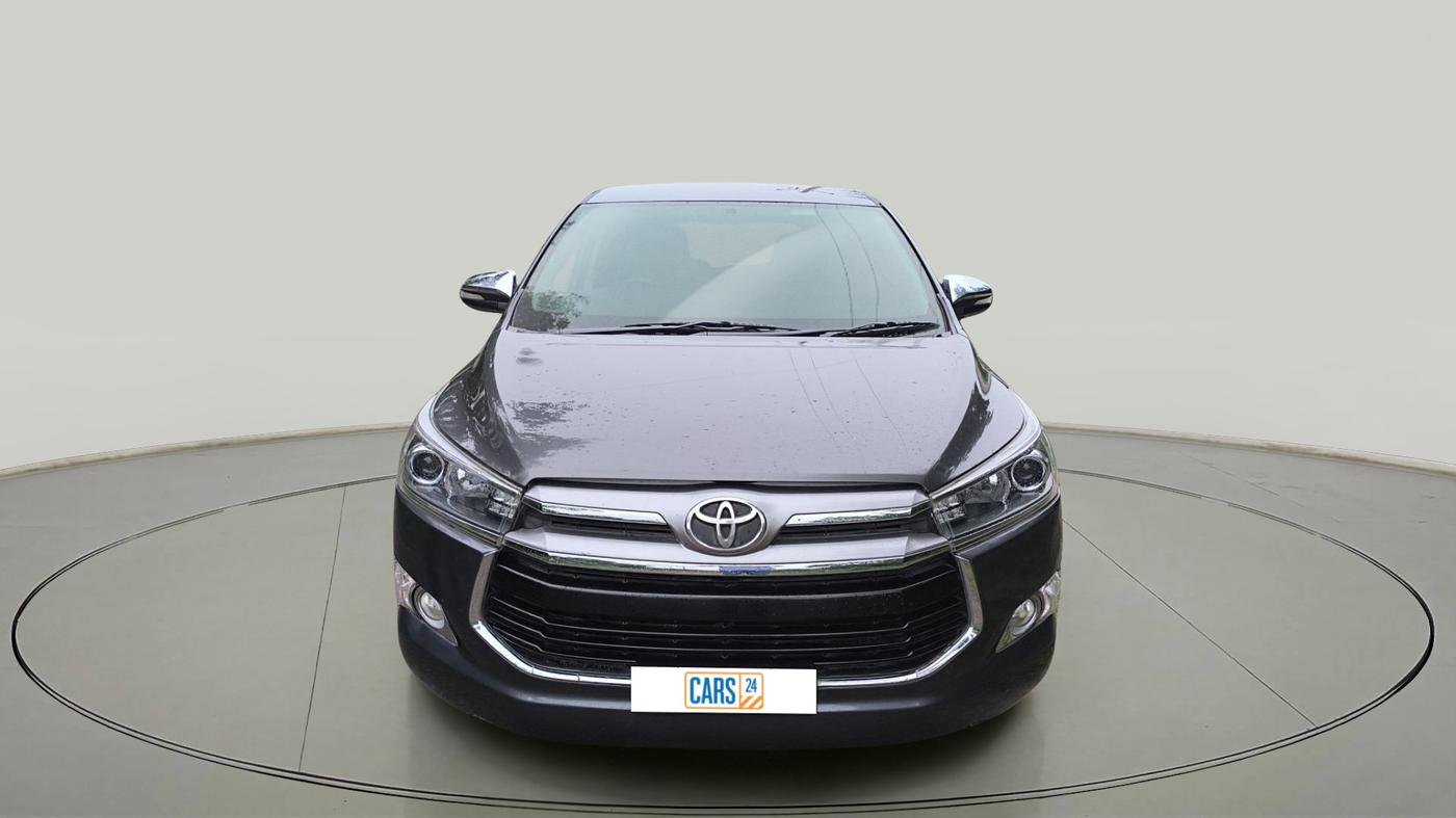 2017 Toyota Innova Crysta 2.4 ZX 7 STR, Diesel, Manual, 2,07,639 km, exterior