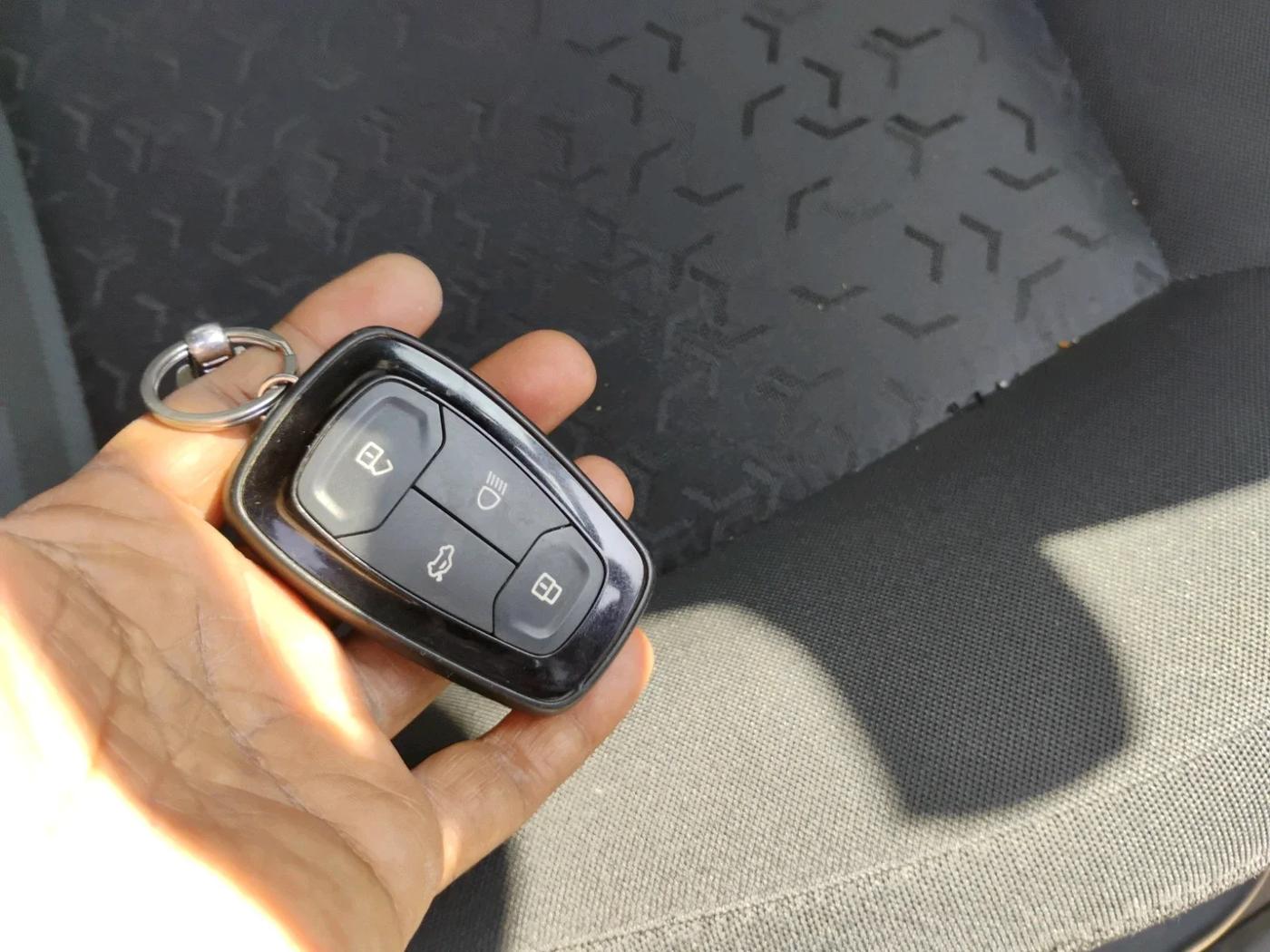 2024 Tata TIGOR XZ PLUS CNG, CNG, Manual, 23,791 km, interior