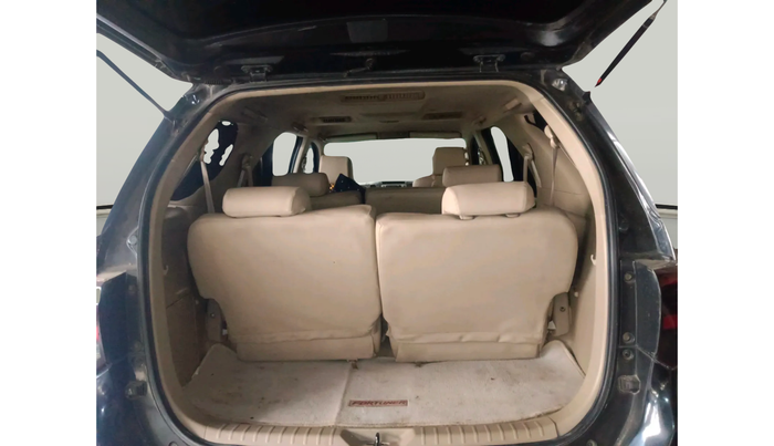 2012 Toyota Fortuner 3.0 4X2 AT, Diesel, Automatic, 1,35,508 km, exterior