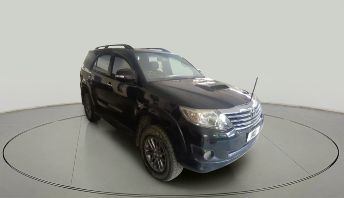 2012 Toyota Fortuner 3.0 4X2 AT, Diesel, Automatic, 1,35,508 km, exterior