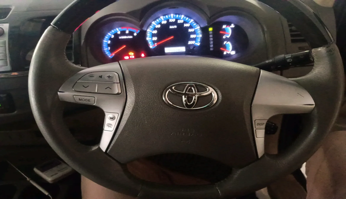 2012 Toyota Fortuner 3.0 4X2 AT, Diesel, Automatic, 1,35,508 km, interior