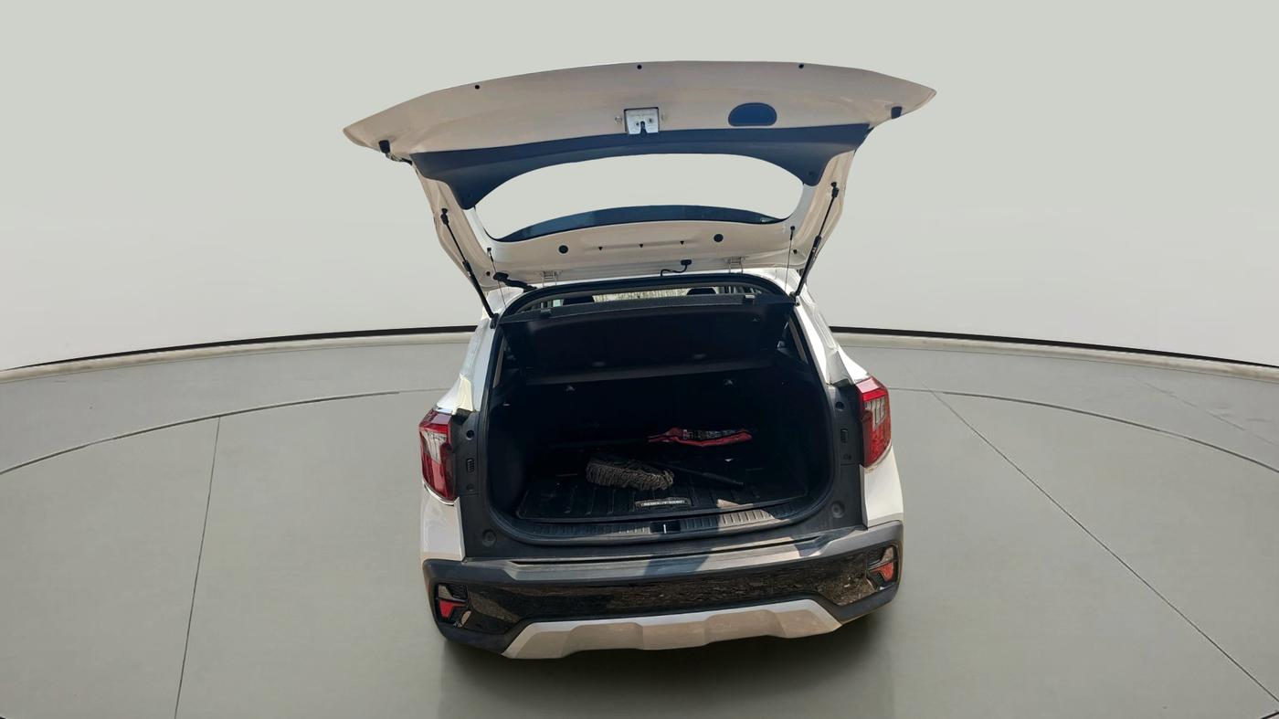 2025 KIA SELTOS HTX (O) 1.5 Petrol iVT, Petrol, Automatic, 2,739 km, exterior