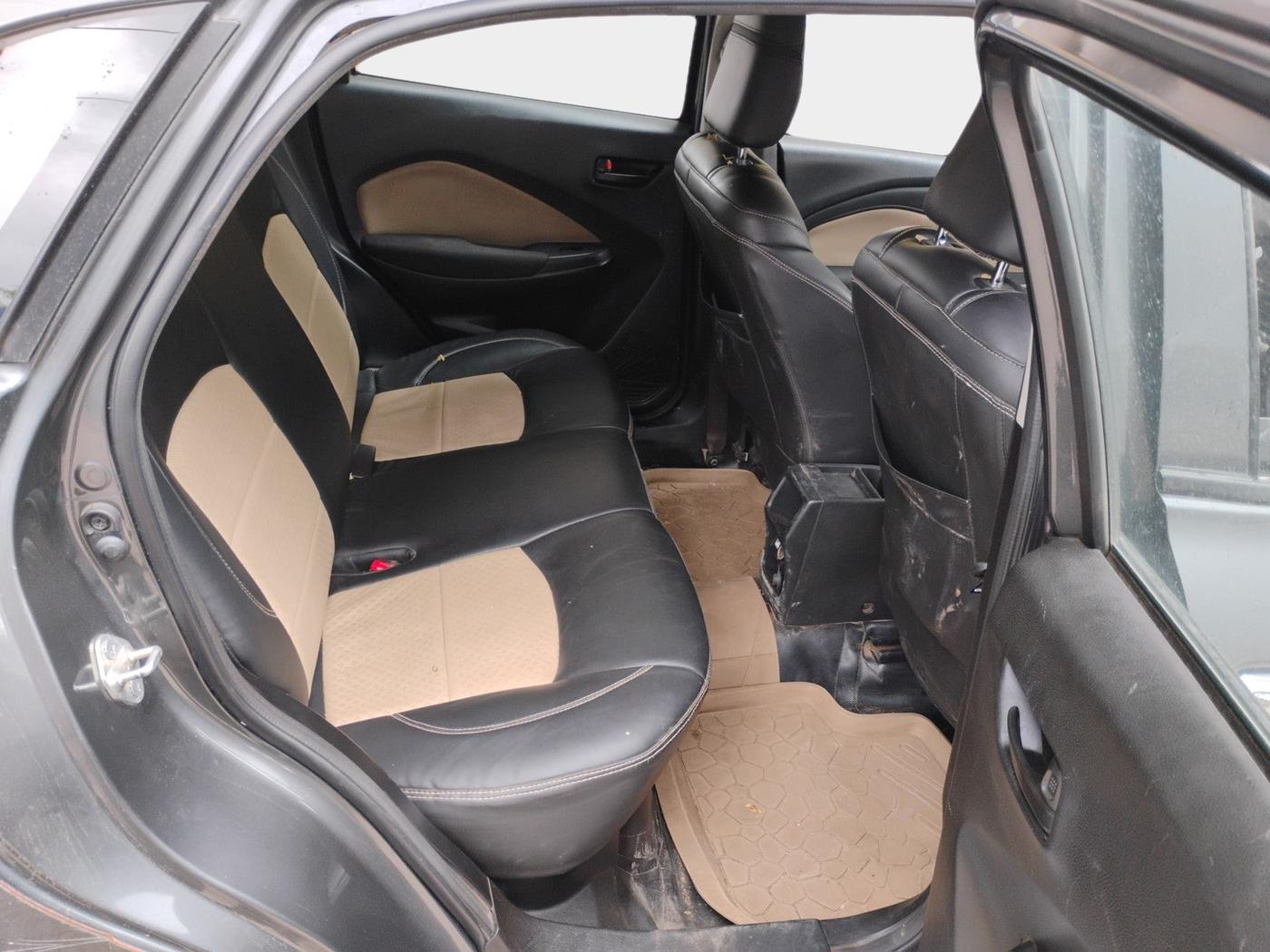 2023 Toyota Glanza E, Petrol, Manual, 29,898 km, interior