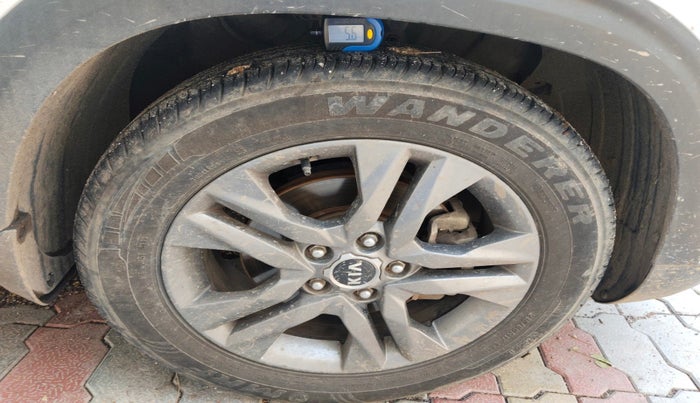 2021 KIA SELTOS HTX 1.5 DIESEL, Diesel, Manual, 77,167 km, tyre