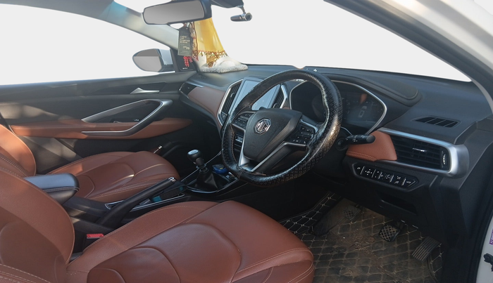 2021 MG HECTOR PLUS SHARP 2.0 DIESEL TURBO MT 6-STR, Diesel, Manual, 89,580 km, interior