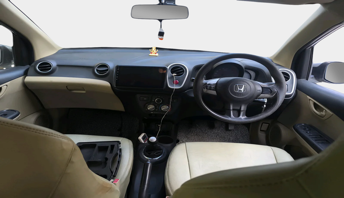 2014 Honda Mobilio 1.5L I-DTEC V, Diesel, Manual, 1,27,622 km, interior