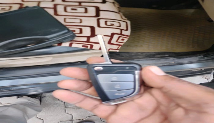 2014 Volkswagen Polo HIGHLINE1.5L, Diesel, Manual, 1,56,774 km, interior