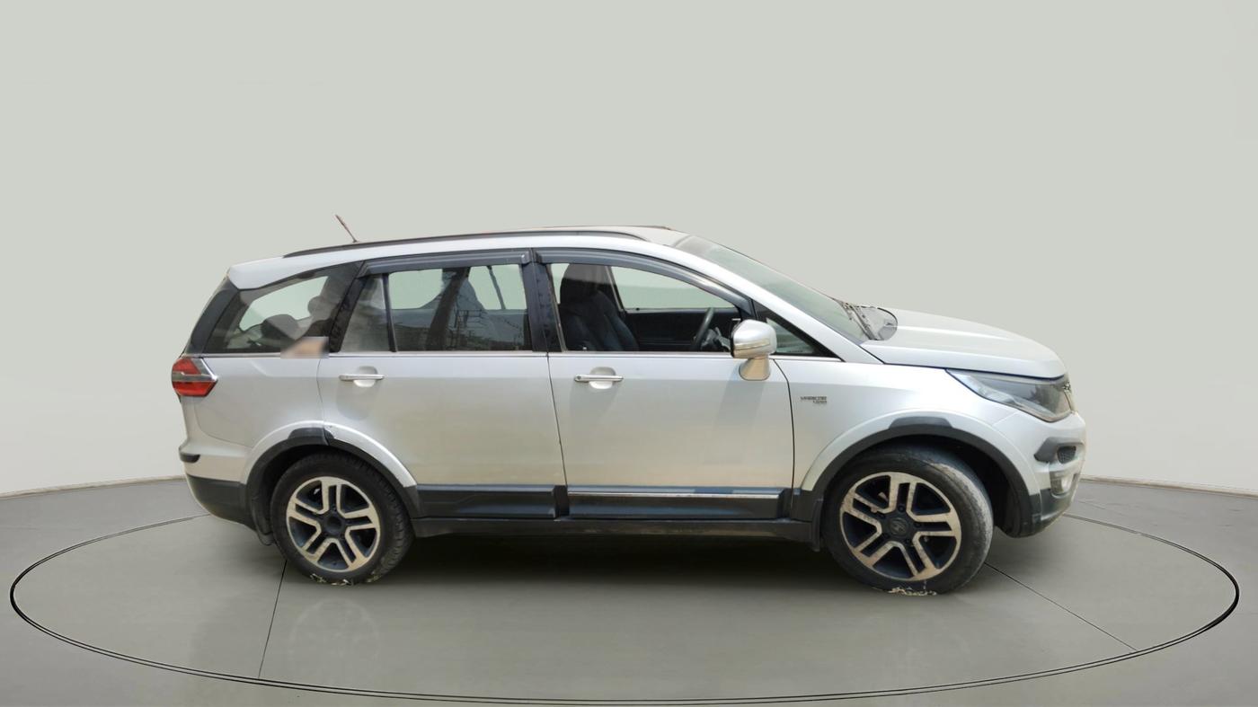2017 Tata Hexa XT 4X2 7 STR, Diesel, Manual, 70,791 km, exterior