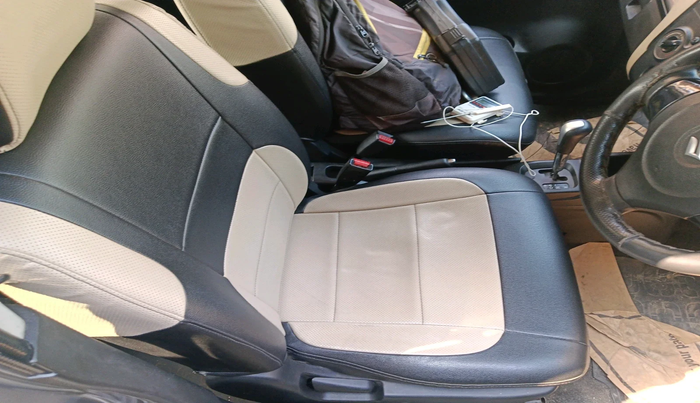 2017 Maruti Wagon R 1.0 VXI AMT, Petrol, Automatic, 37,744 km, interior