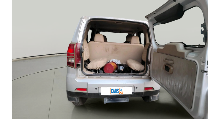 2021 Mahindra BOLERO NEO N 8, Diesel, Manual, 53,997 km, exterior
