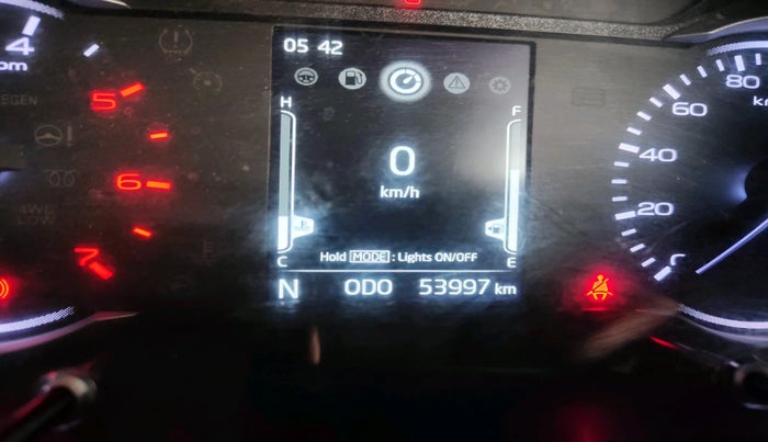 2021 Mahindra BOLERO NEO N 8, Diesel, Manual, 53,997 km, interior