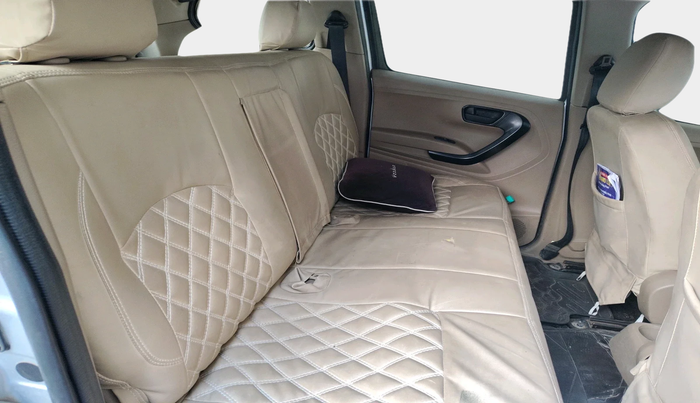 2021 Mahindra BOLERO NEO N 8, Diesel, Manual, 53,997 km, interior