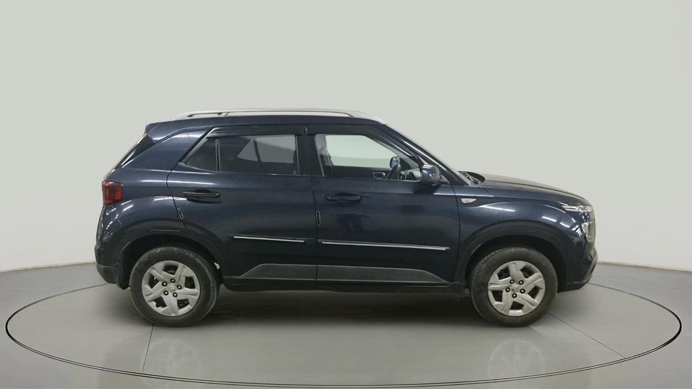 2021 Hyundai VENUE S 1.2, Petrol, Manual, 49,251 km, exterior