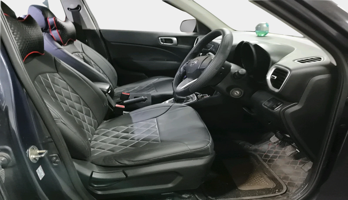 2021 Hyundai VENUE S 1.2, Petrol, Manual, 49,251 km, interior