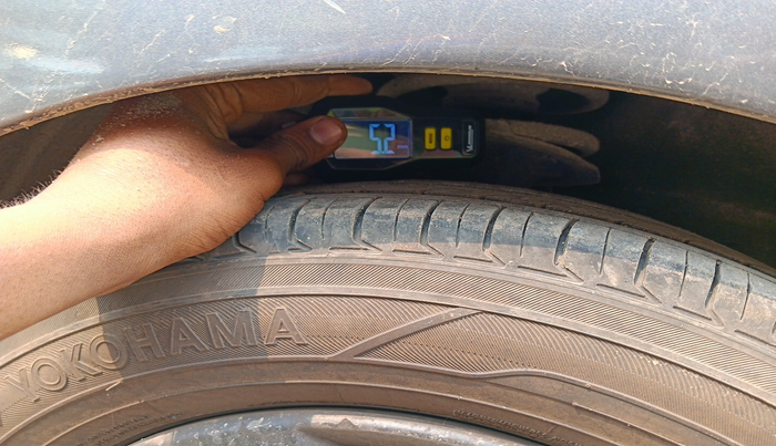 2013 Hyundai i10 ERA 1.1, Petrol, Manual, 45,171 km, tyre