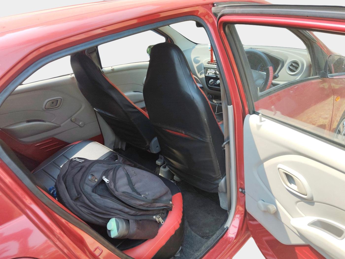 2016 Datsun Redi Go T (O), Petrol, Manual, 17,458 km, interior