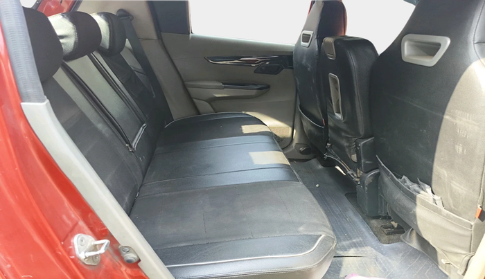 2016 Mahindra Kuv100 K8 D 6 STR, Diesel, Manual, 59,502 km, interior