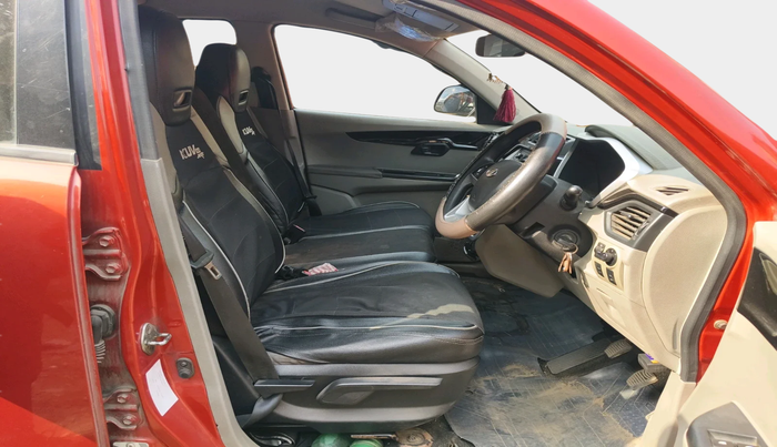 2016 Mahindra Kuv100 K8 D 6 STR, Diesel, Manual, 59,502 km, interior