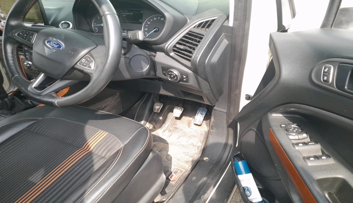 2019 Ford Ecosport TITANIUM 1.5L SPORTS(SUNROOF) DIESEL, Diesel, Manual, 69,313 km, interior