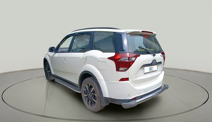 2021 Mahindra XUV500 W11 AT, Diesel, Automatic, 30,717 km, exterior