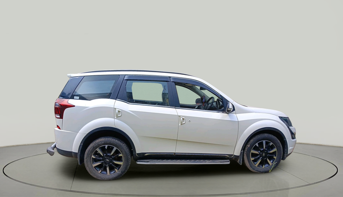 2021 Mahindra XUV500 W11 AT, Diesel, Automatic, 30,717 km, exterior