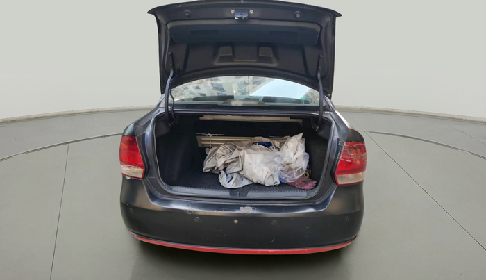 2011 Volkswagen Vento HIGHLINE 1.6 MPI, Petrol, Manual, 46,016 km, exterior