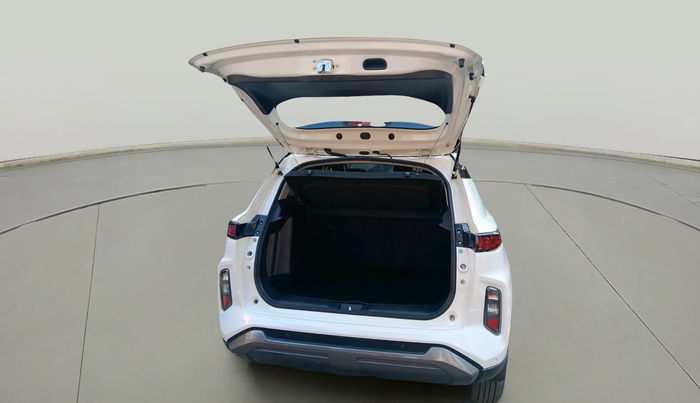 2024 Toyota URBAN CRUISER HYRYDER V HYBRID, Hybrid, Automatic, 21,444 km, exterior