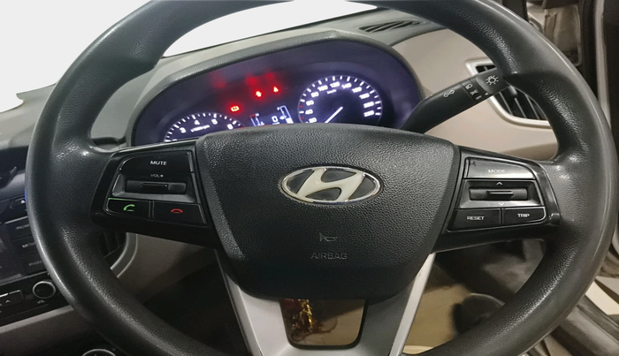 2018 Hyundai Creta E PLUS 1.6 PETROL, Petrol, Manual, 1,18,542 km, interior