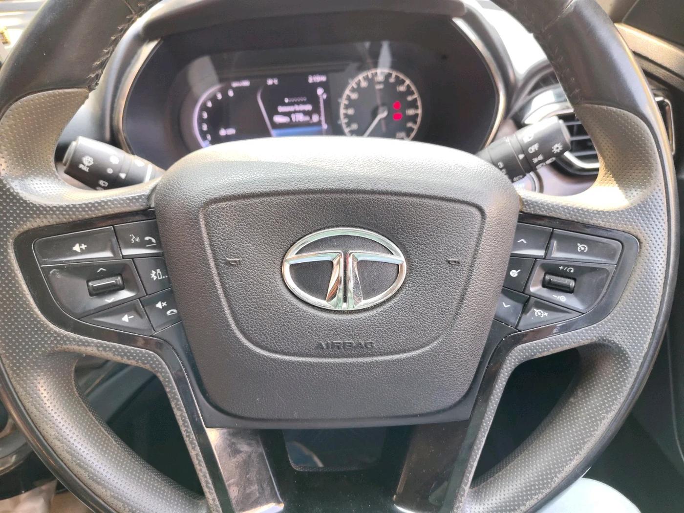 2022 Tata Safari XZ PLUS KAZIRANGA, Diesel, Manual, 59,461 km, interior