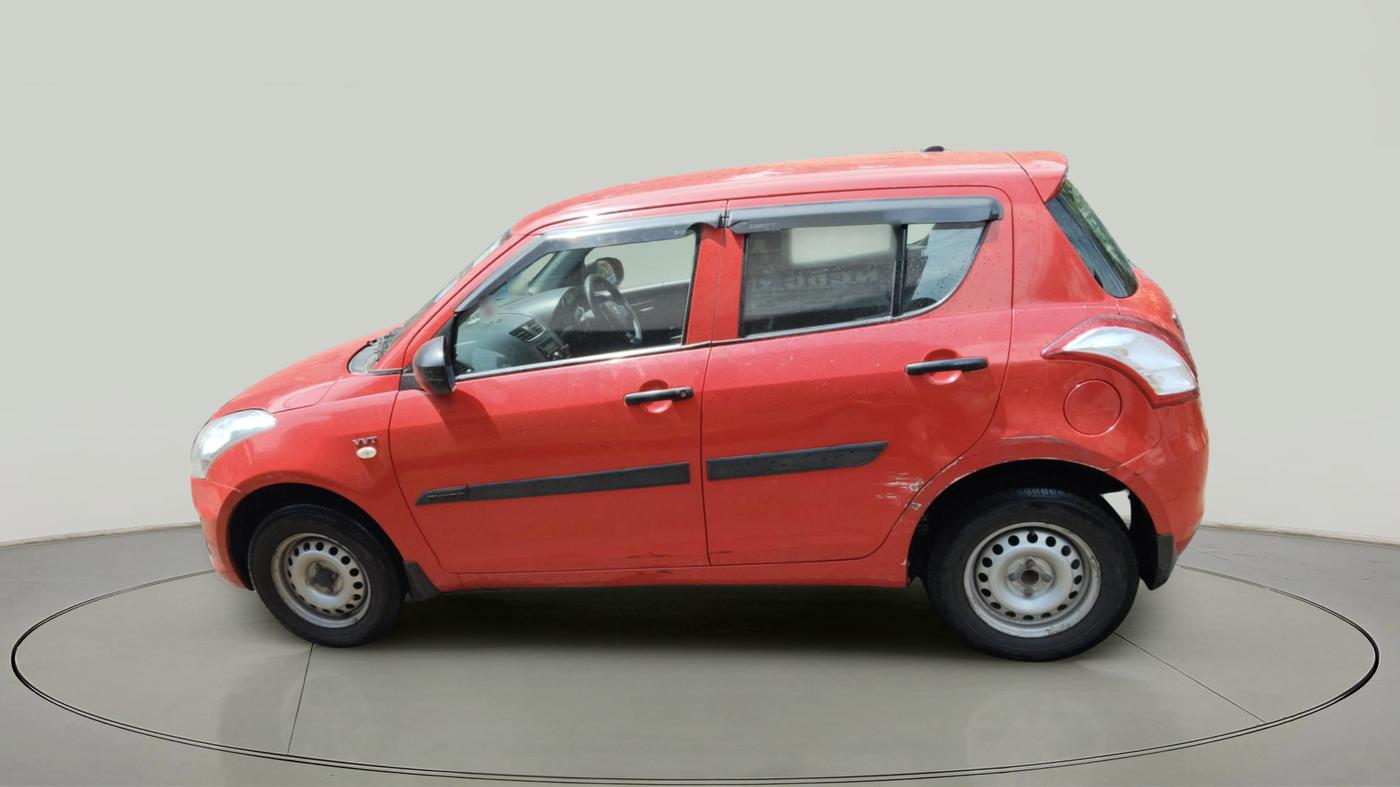 2015 Maruti Swift LXI, Petrol, Manual, 39,916 km, exterior