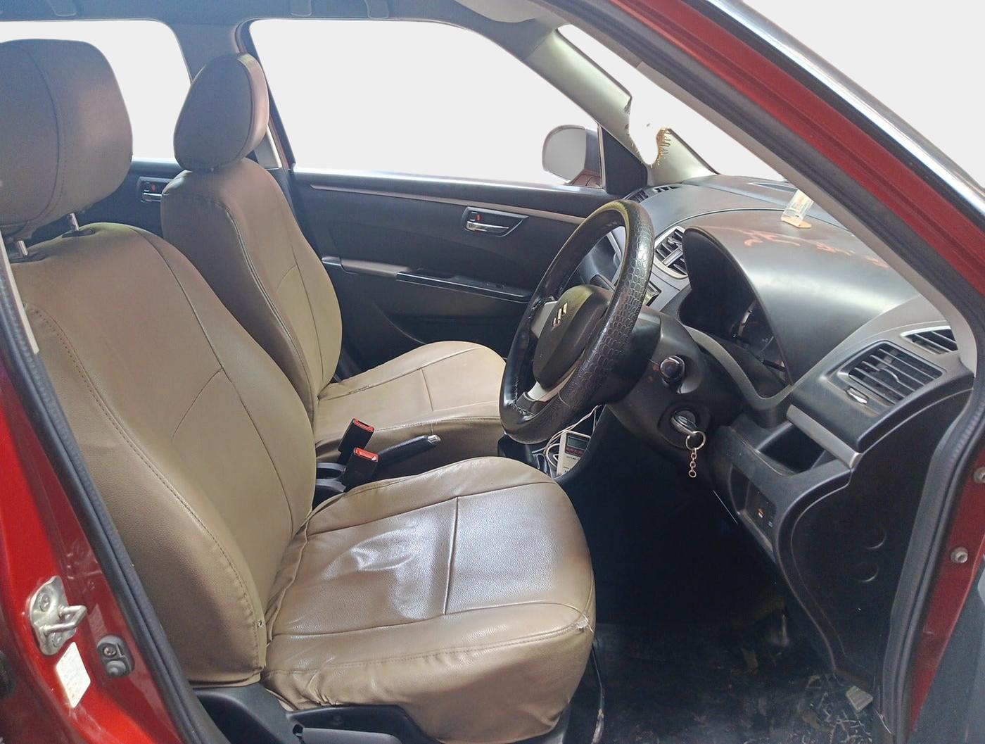 2013 Maruti Swift VXI, Petrol, Manual, 83,267 km, interior