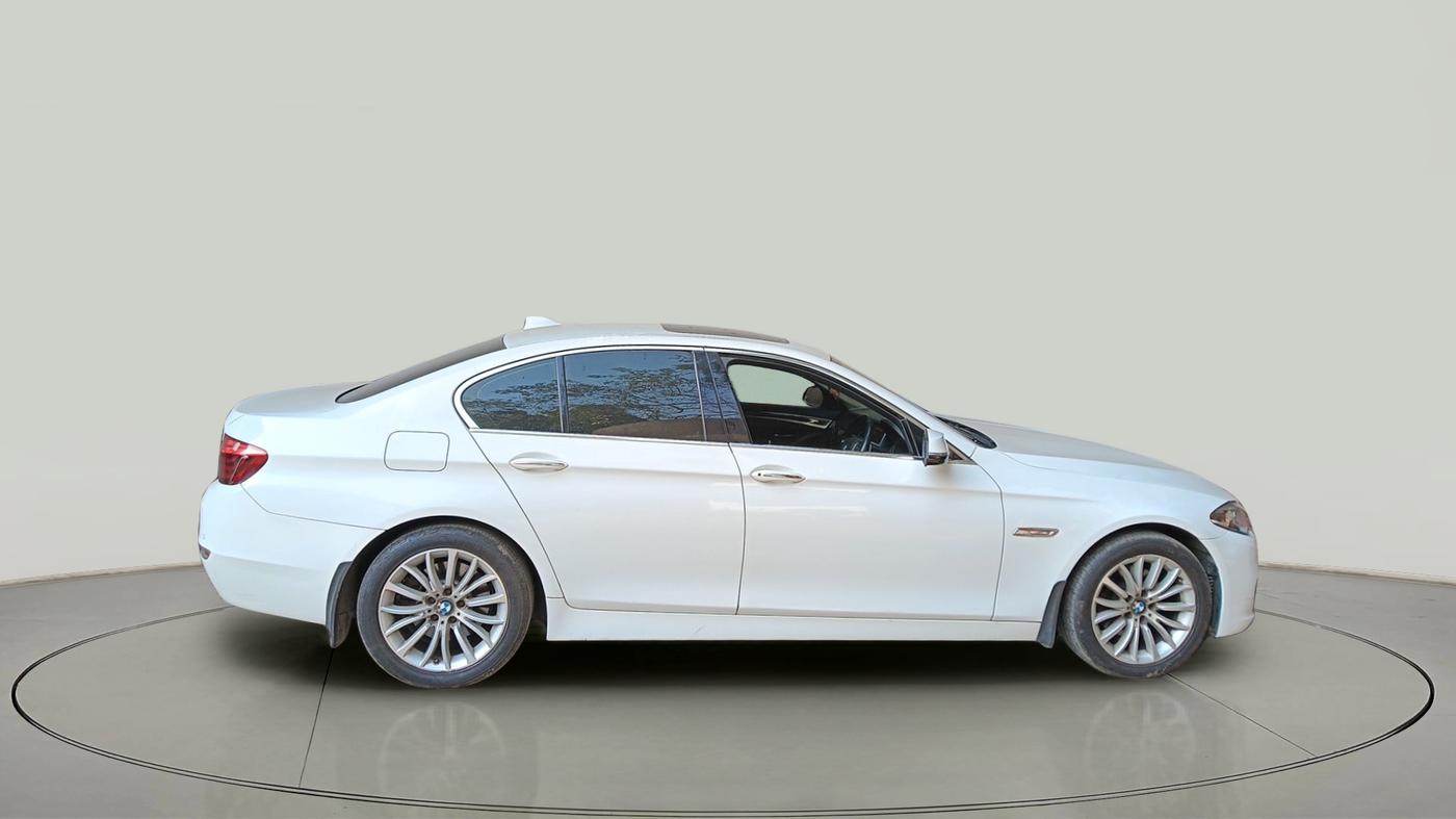 2015 BMW 5 Series 520D LUXURY LINE, Diesel, Automatic, 54,824 km, exterior