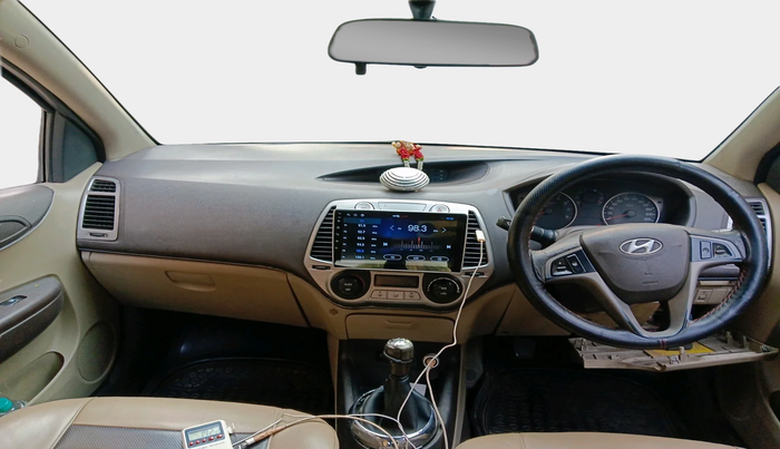 2011 Hyundai i20 SPORTZ 1.2, Petrol, Manual, 67,223 km, interior