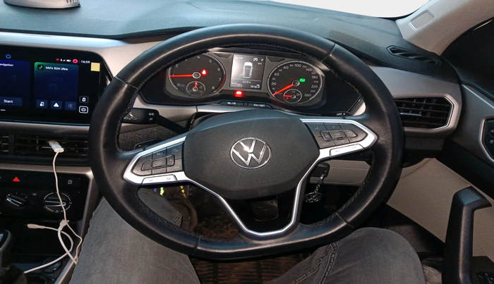 2025 Volkswagen TAIGUN HIGHLINE 1.0 TSI AT, Petrol, Automatic, 3,695 km, interior