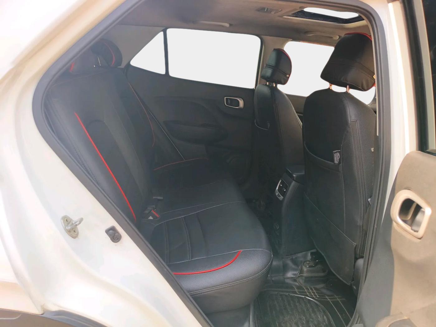 2019 Hyundai VENUE SX 1.4 CRDI, Diesel, Manual, 1,04,506 km, interior