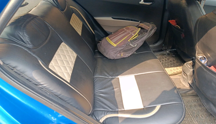 2017 Hyundai Grand i10 SPORTZ (O) 1.2 KAPPA VTVT, Petrol, Manual, 50,818 km, interior