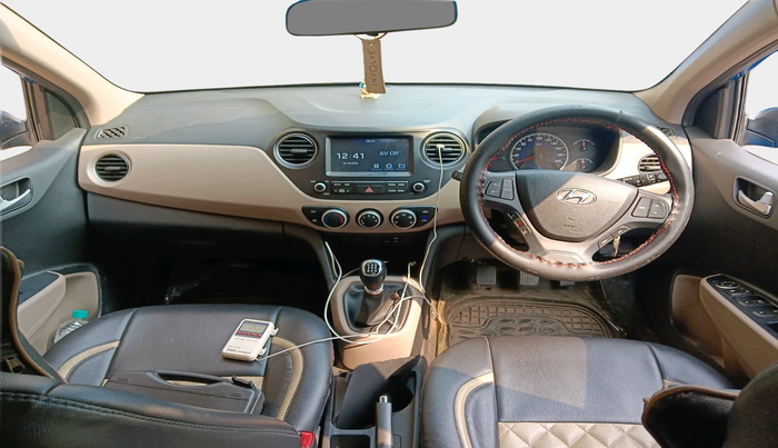 2017 Hyundai Grand i10 SPORTZ (O) 1.2 KAPPA VTVT, Petrol, Manual, 50,818 km, interior