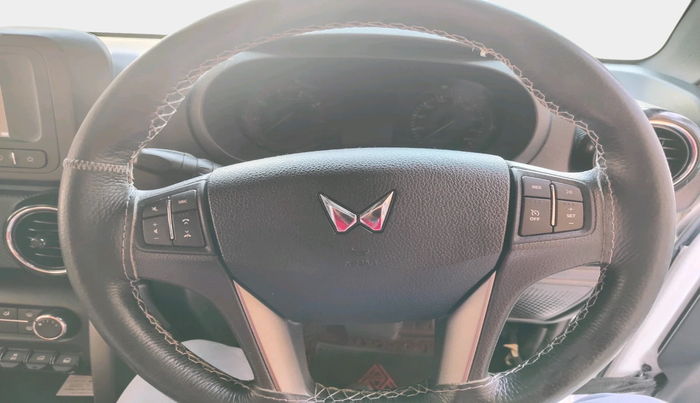 2023 Mahindra Thar LX P 2WD AT HT, Petrol, Automatic, 13,869 km, interior