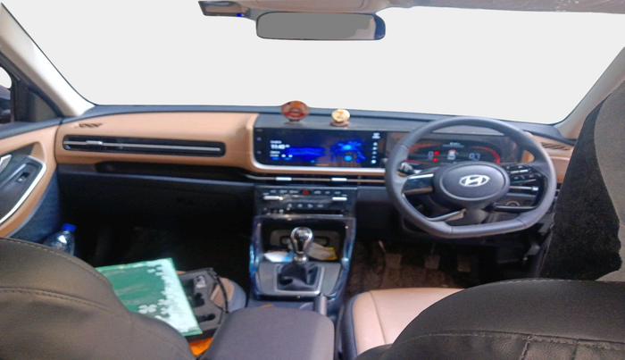 2025 Hyundai ALCAZAR Executive 7 STR 1.5 Diesel MT, Diesel, Manual, 10,751 km, interior