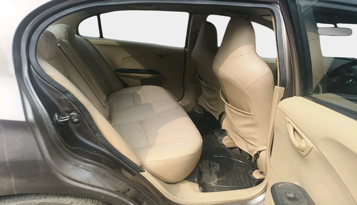 2015 Honda Amaze 1.2L I-VTEC S, Petrol, Manual, 92,484 km, interior