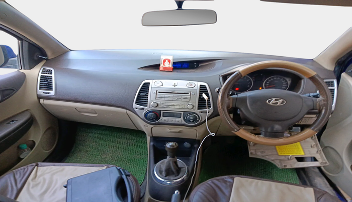 2010 Hyundai i20 MAGNA 1.2, Petrol, Manual, 19,204 km, interior