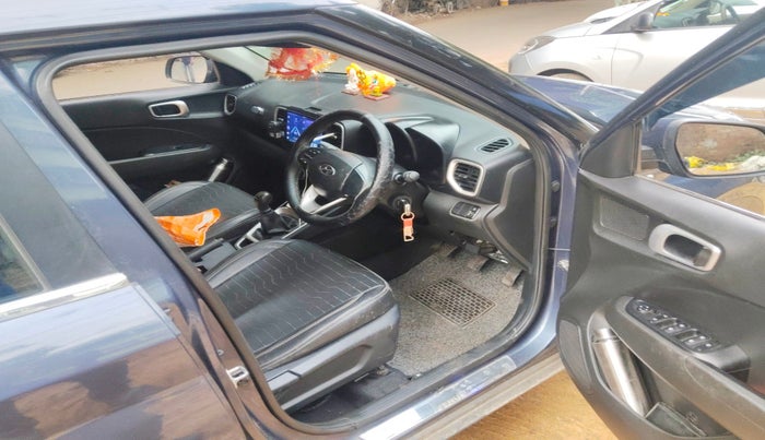 2021 Hyundai VENUE S 1.2, Petrol, Manual, 45,768 km, interior