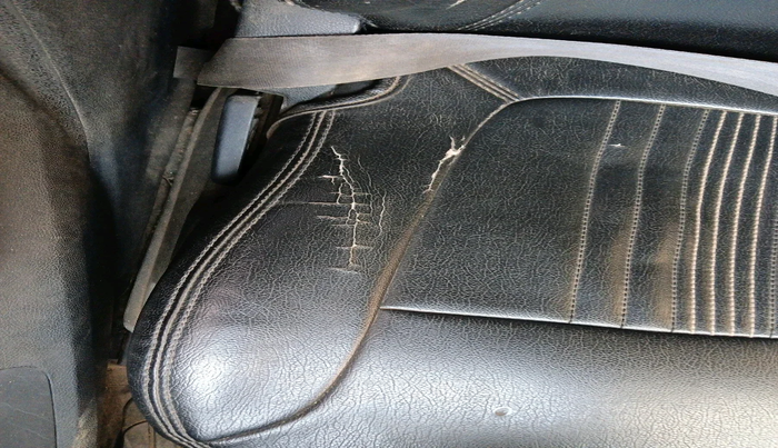 2017 Renault Kwid RXT 1.0, Petrol, Manual, 78,464 km, interior