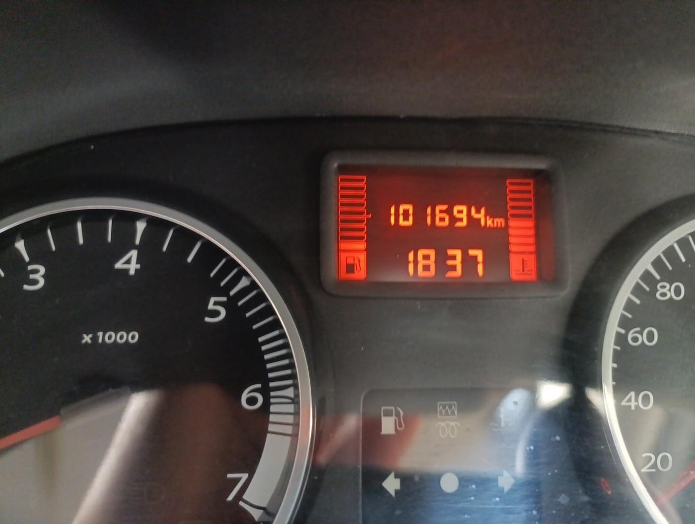 2013 Renault Duster 85 PS RXL DIESEL, Diesel, Manual, 1,01,694 km, interior