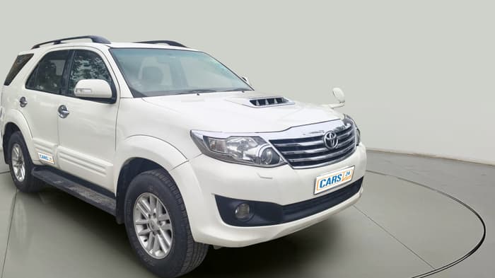 2014 Toyota Fortuner 3.0 4X4 MT, Diesel, Manual, 1,39,500 km, exterior