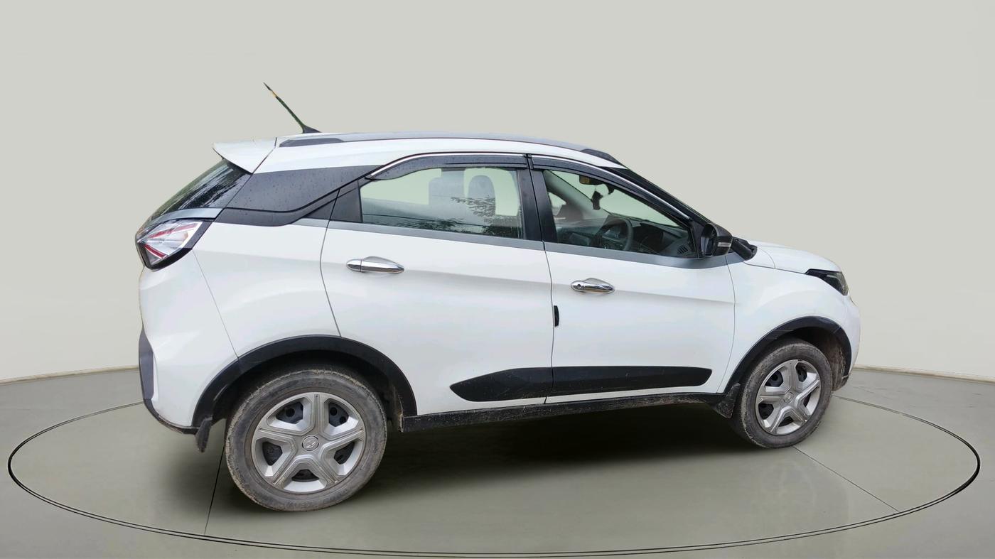 2021 Tata NEXON XM PETROL, Petrol, Manual, 44,900 km, exterior