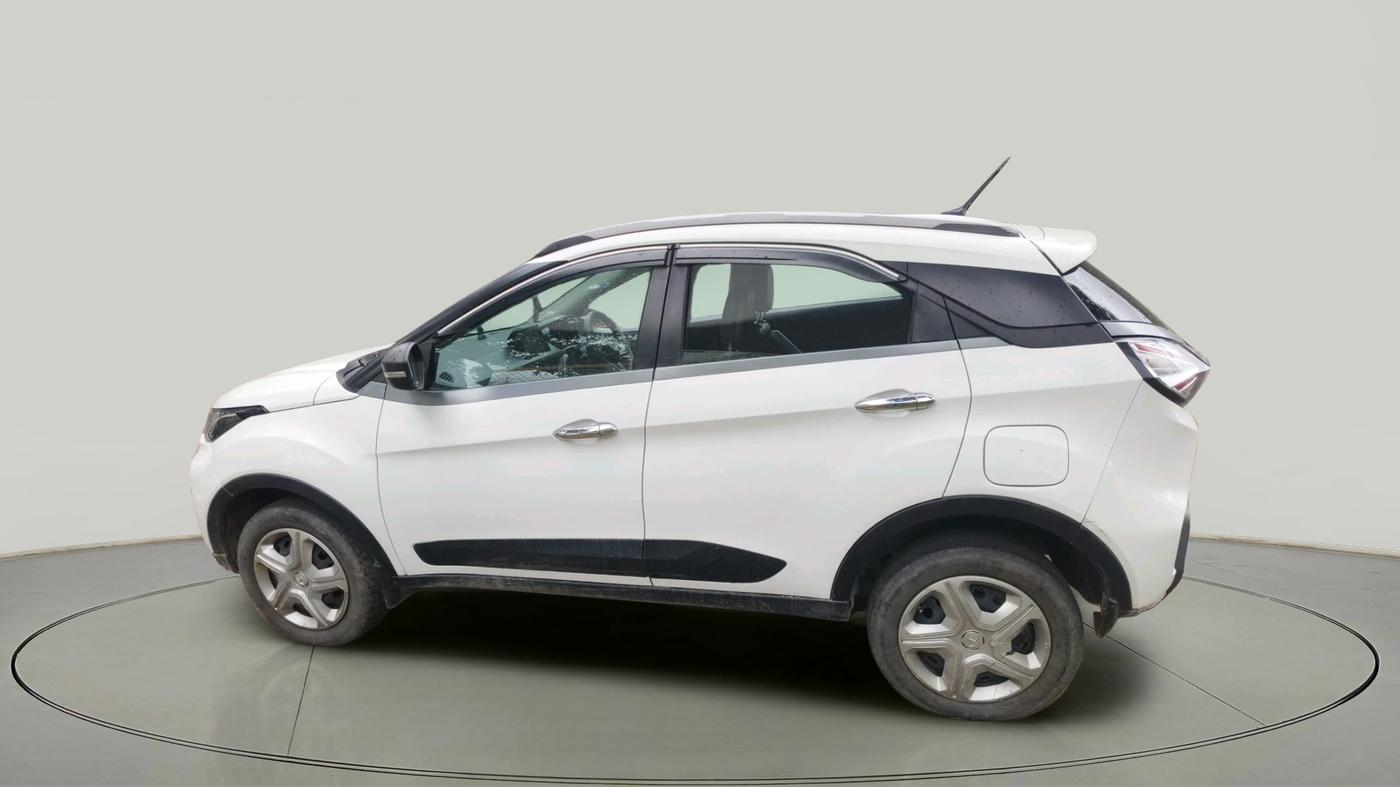 2021 Tata NEXON XM PETROL, Petrol, Manual, 44,900 km, exterior