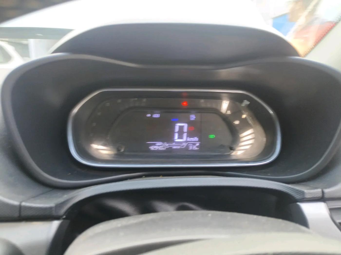 2020 Tata NEXON XM PETROL, Petrol, Manual, 42,940 km, interior